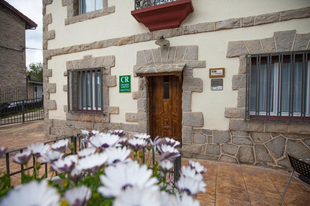 Casa Rural Lagun Etxea Pobes 外观 照片