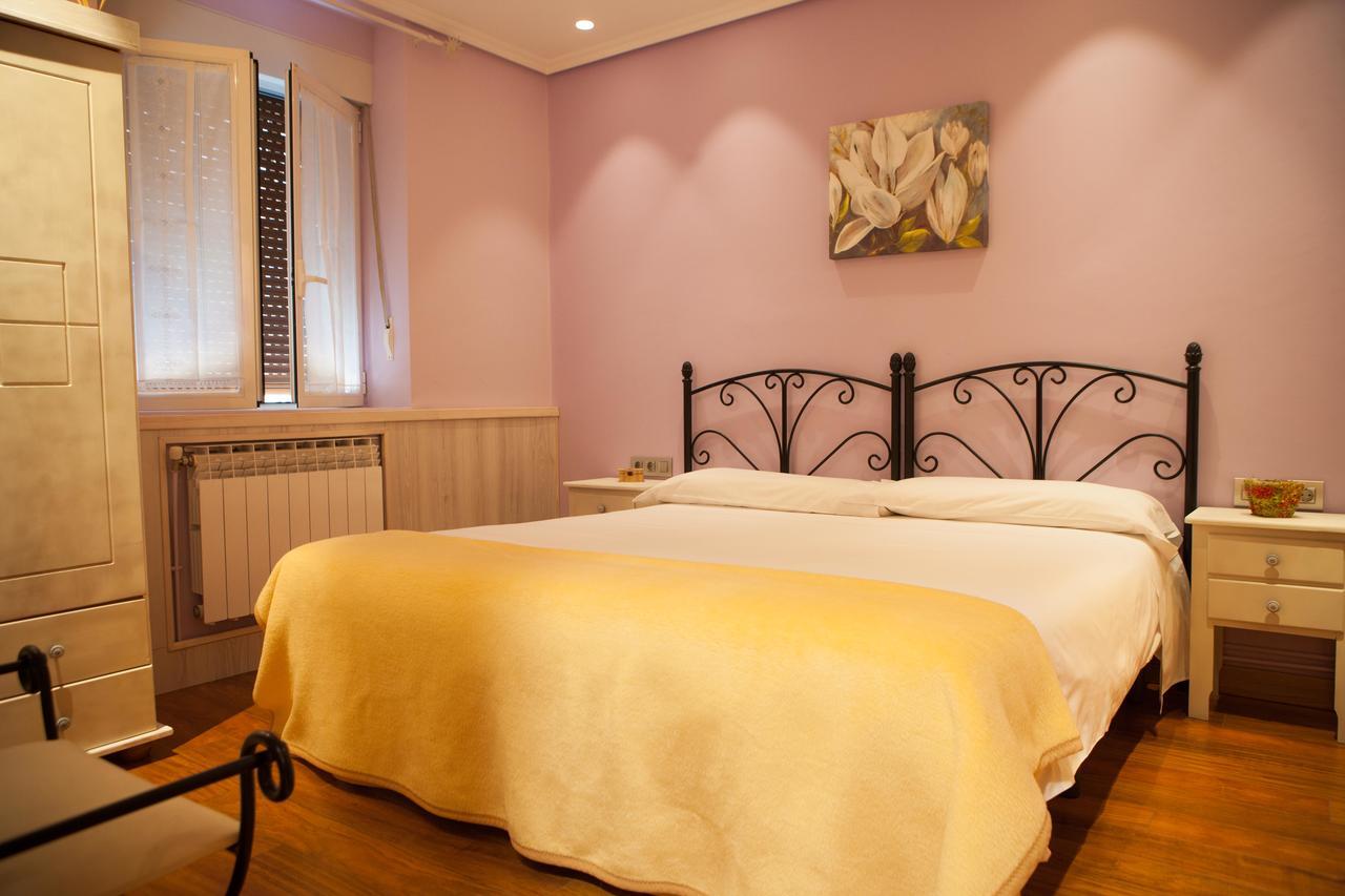 Casa Rural Lagun Etxea Pobes 外观 照片